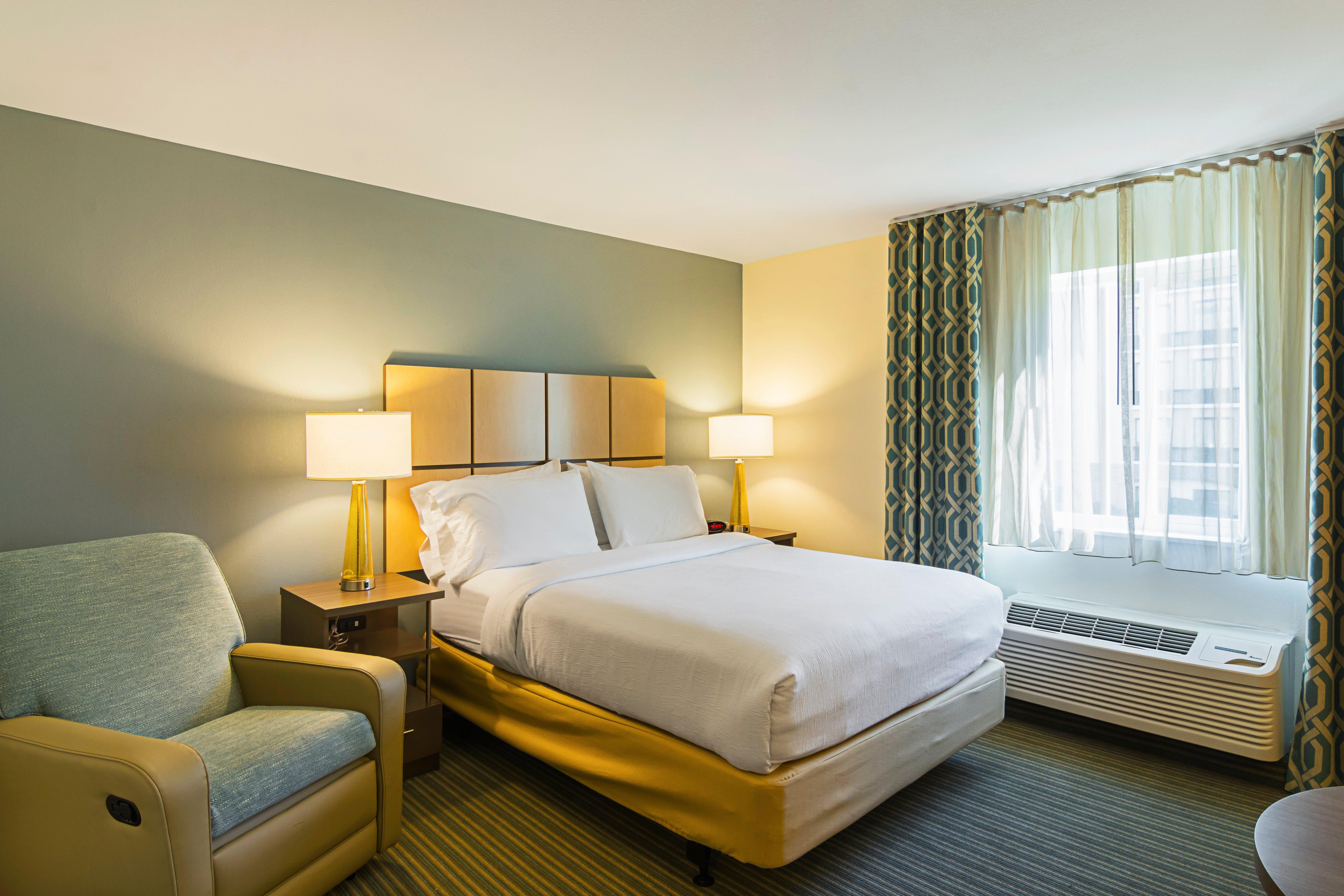 Candlewood Suites - Pensacola - University Area By Ihg Exterior foto