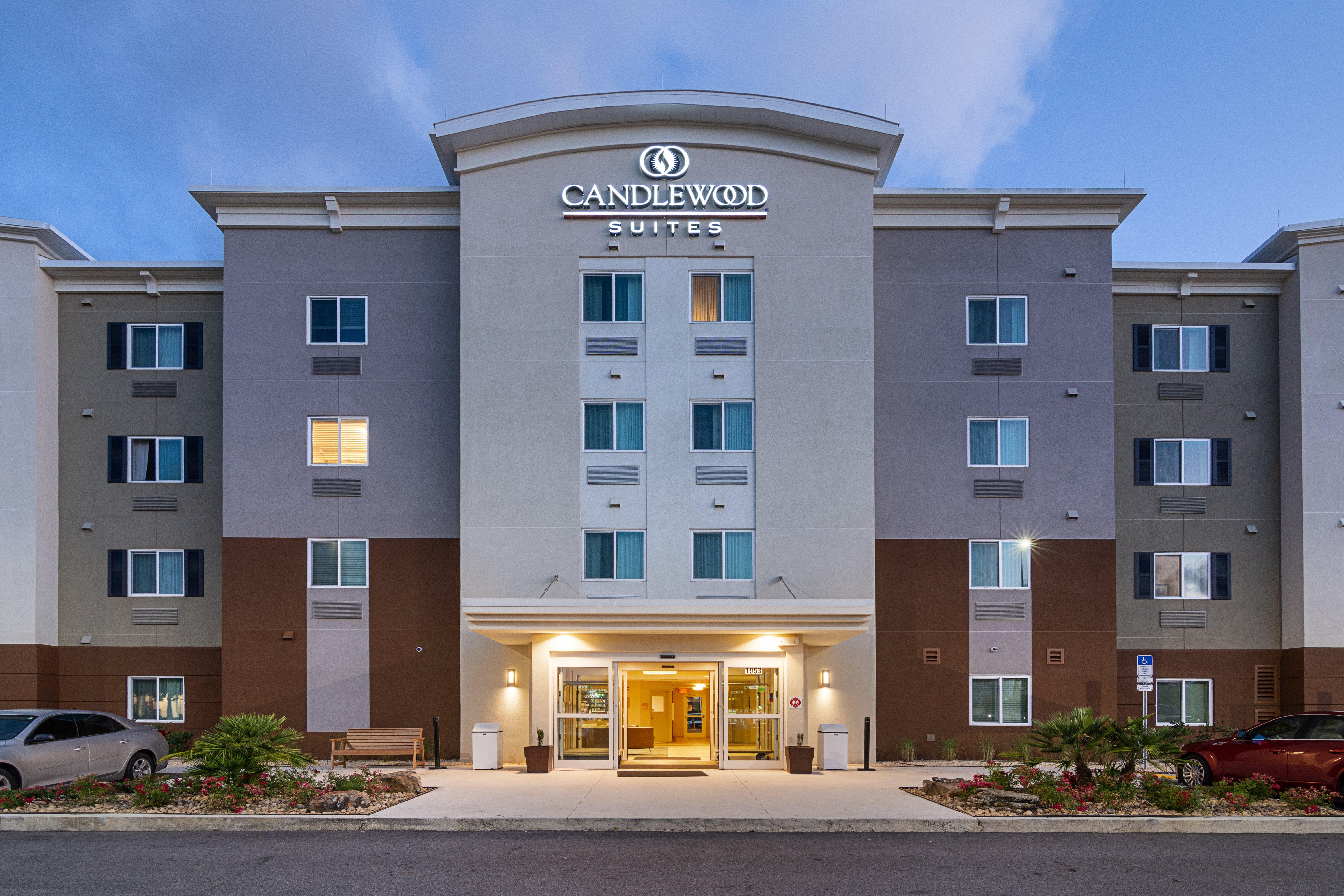 Candlewood Suites - Pensacola - University Area By Ihg Exterior foto