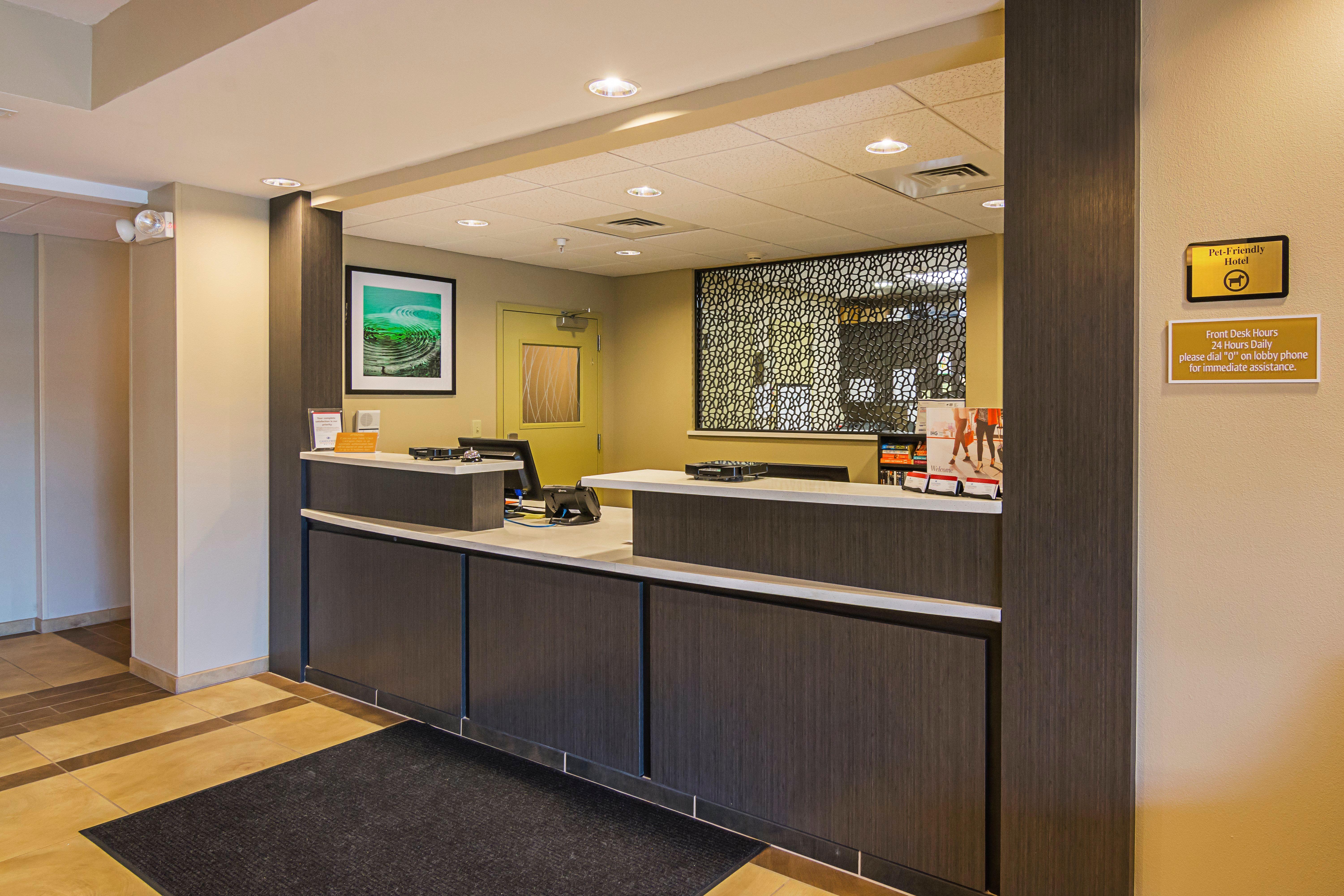 Candlewood Suites - Pensacola - University Area By Ihg Exterior foto
