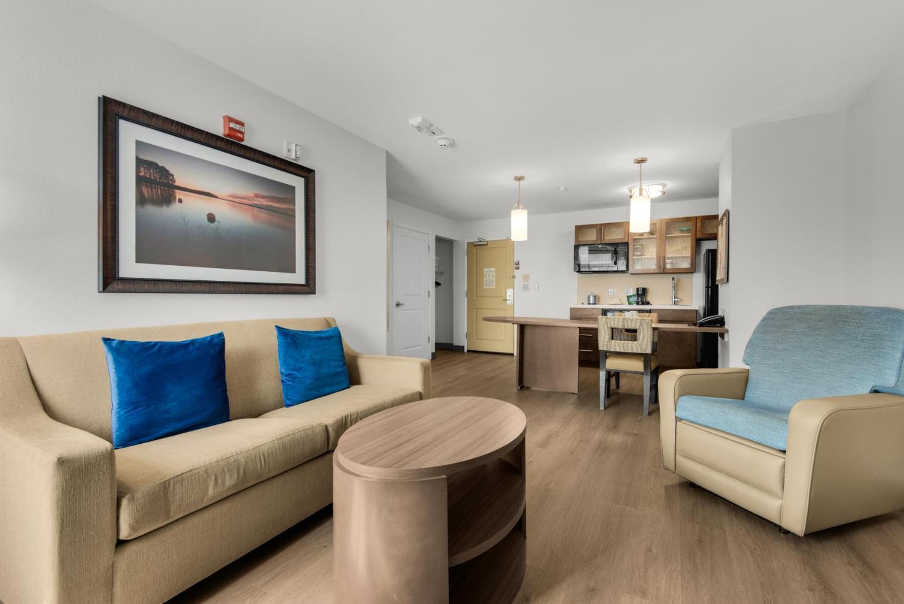 Candlewood Suites - Pensacola - University Area By Ihg Exterior foto