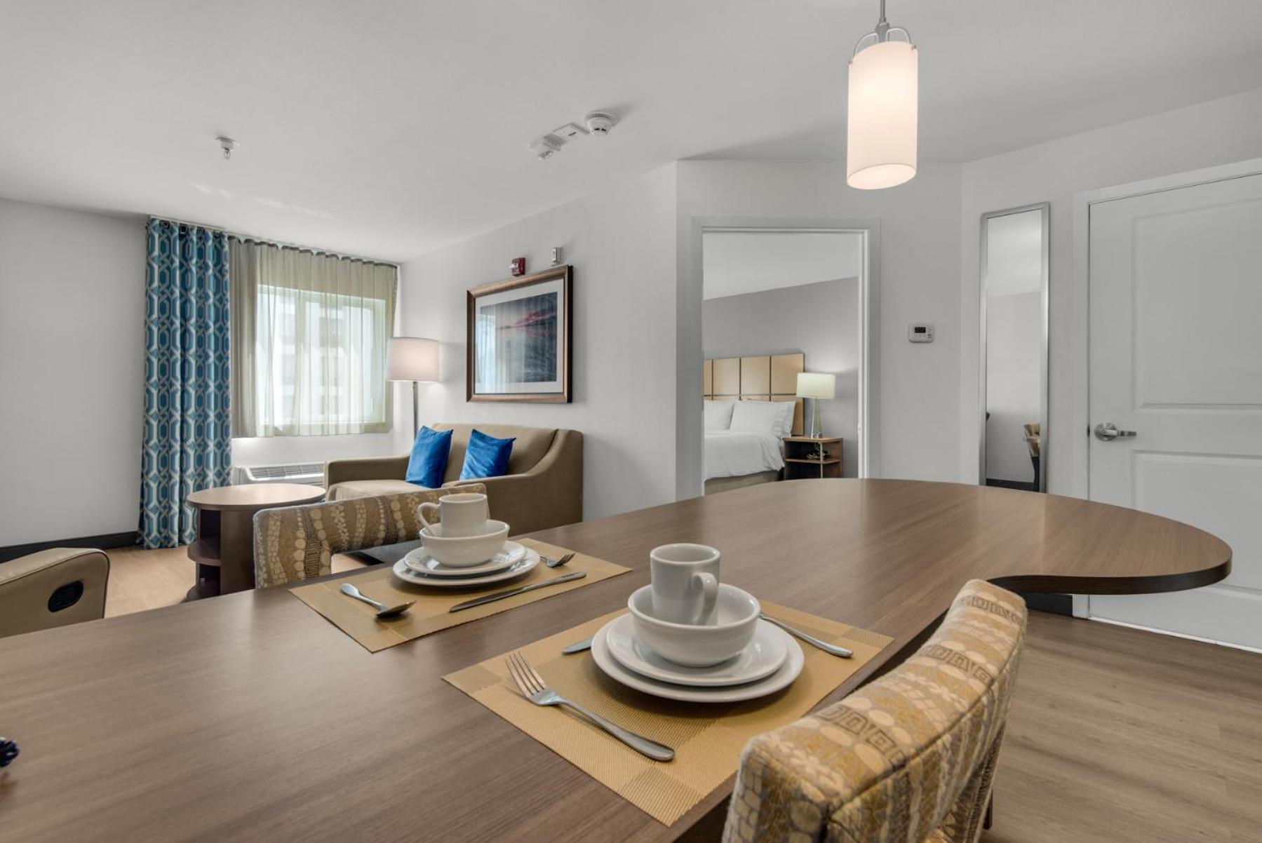 Candlewood Suites - Pensacola - University Area By Ihg Exterior foto